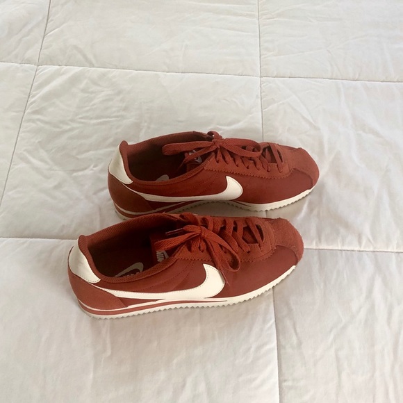 nike cortez firewood